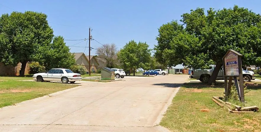 1324 E 10th Street Colorado City, TX 79512
