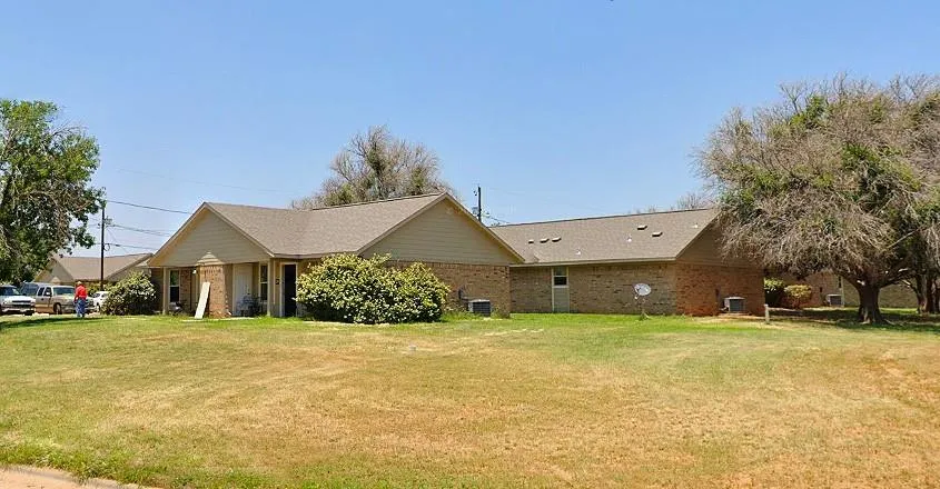 1324 E 10th Street Colorado City, TX 79512