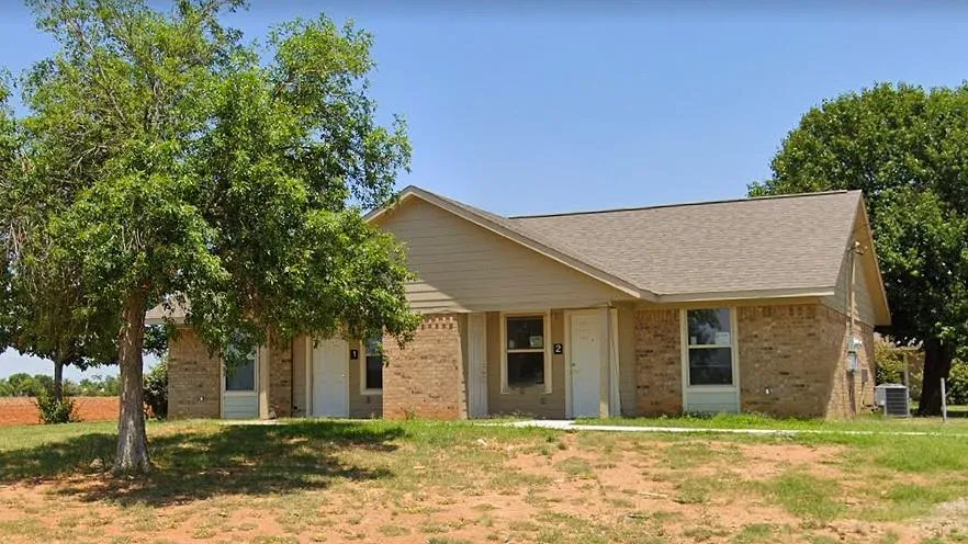 1324 E 10th Street Colorado City, TX 79512