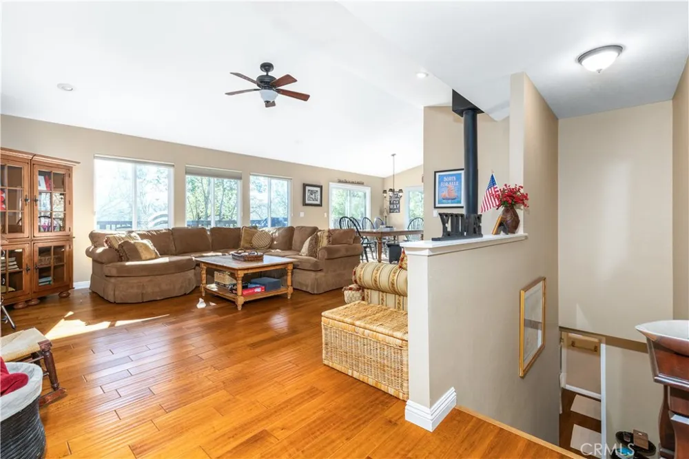 2627 Captains Walk Bradley, CA 93426