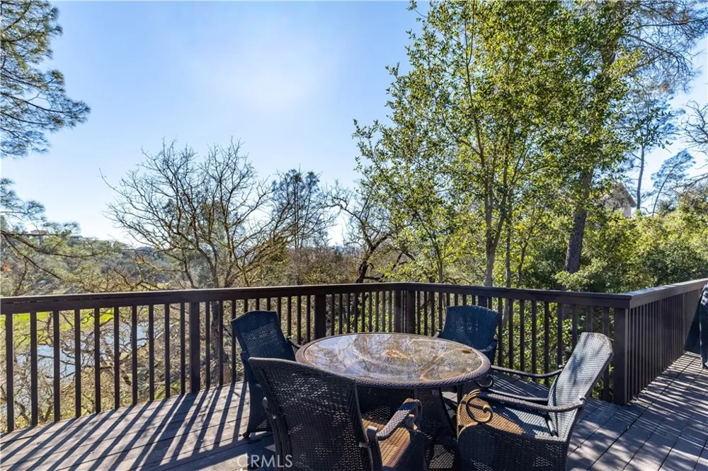 2627 Captains Walk Bradley, CA 93426