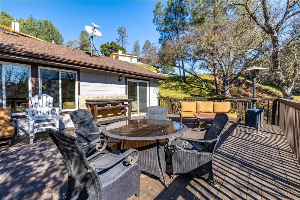 2627 Captains Walk Bradley, CA 93426