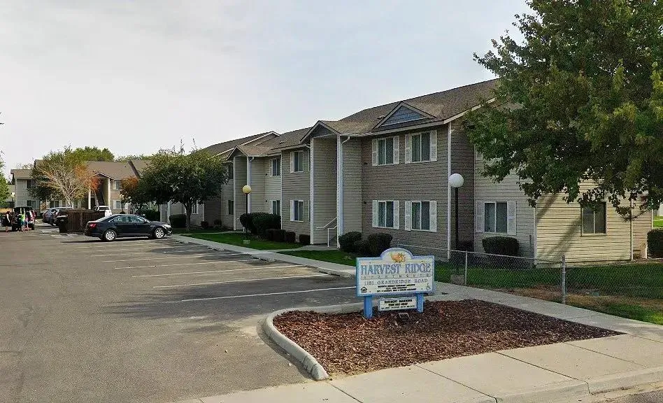 1181 Grandridge Road Grandview, WA 98939