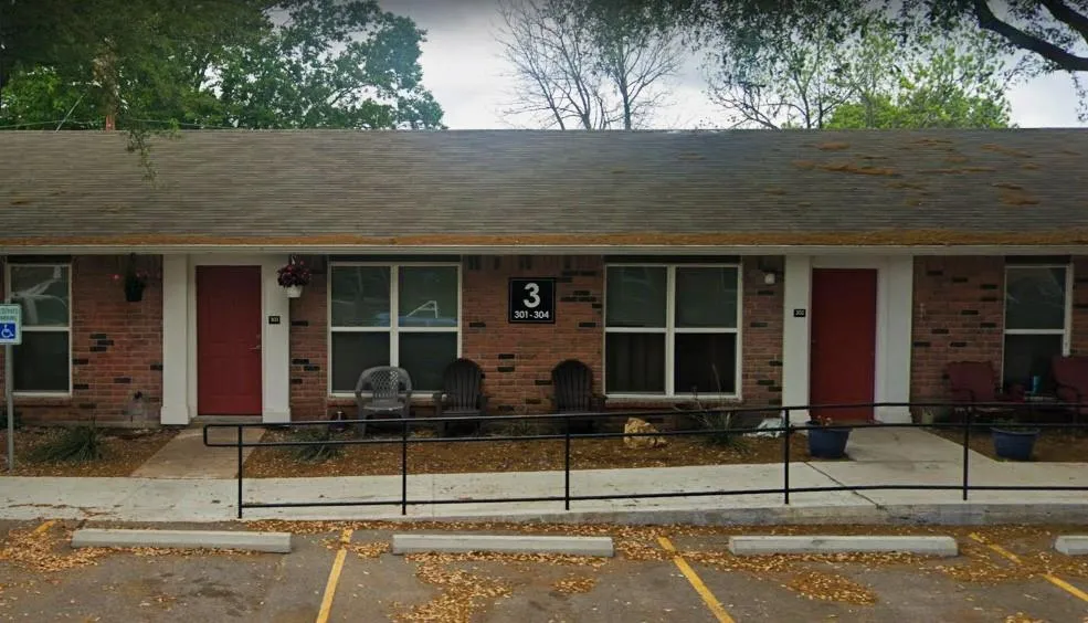 1910 Wilson St Bastrop, TX 78602