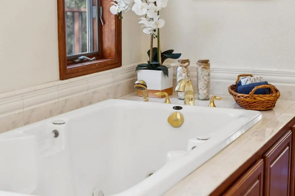 21386 Sunnyside Road Los Gatos, CA 95033