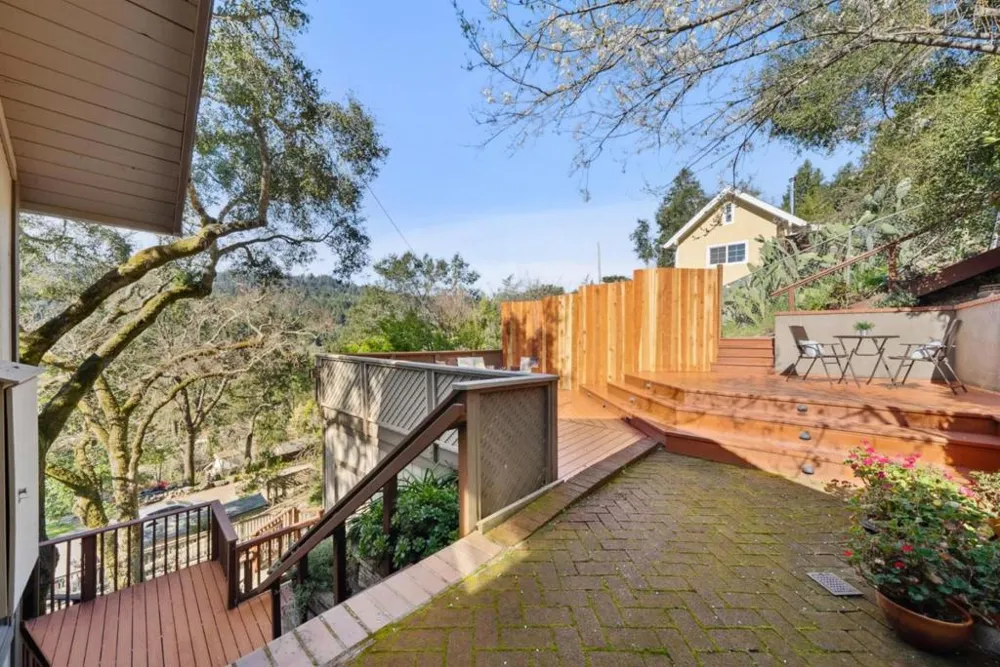 21386 Sunnyside Road Los Gatos, CA 95033