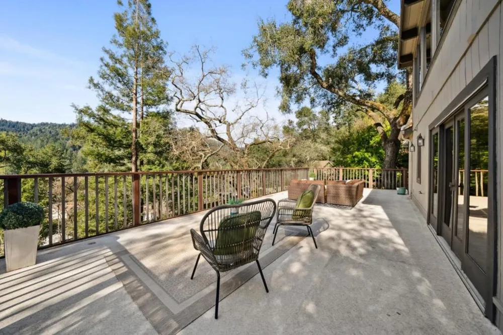 21386 Sunnyside Road Los Gatos, CA 95033