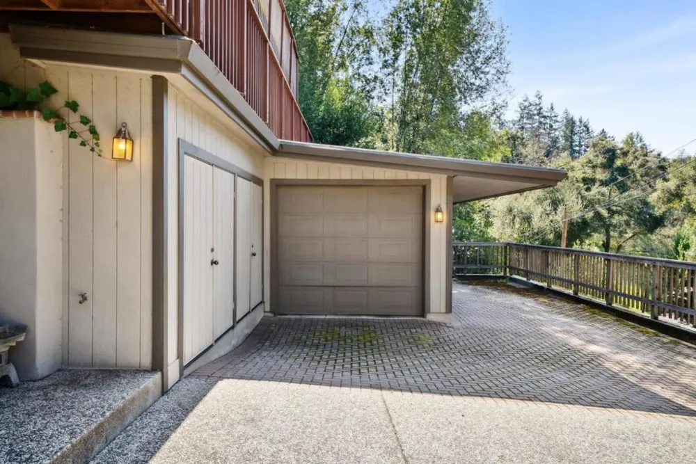 21386 Sunnyside Road Los Gatos, CA 95033