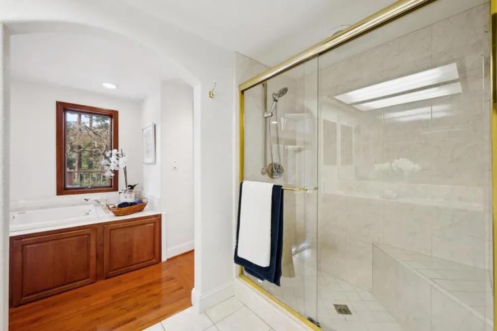 21386 Sunnyside Road Los Gatos, CA 95033