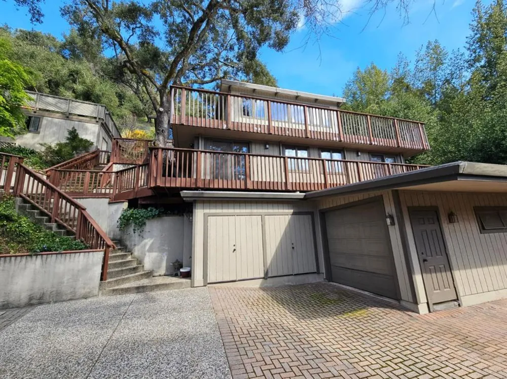 21386 Sunnyside Road Los Gatos, CA 95033