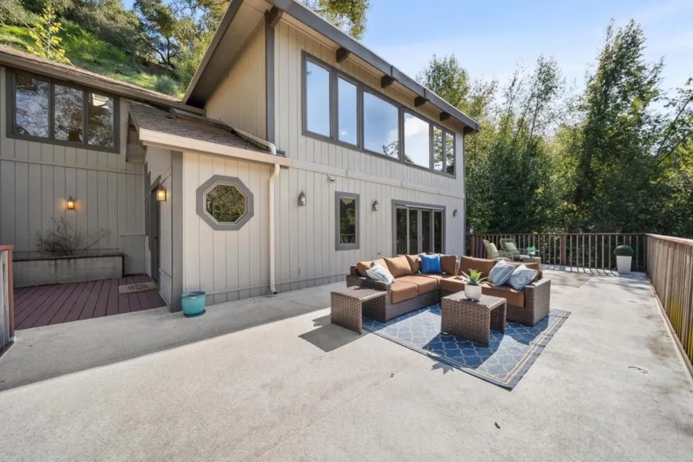 21386 Sunnyside Road Los Gatos, CA 95033