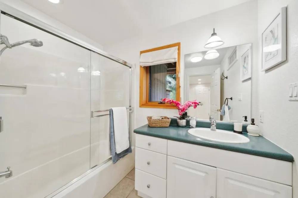 21386 Sunnyside Road Los Gatos, CA 95033