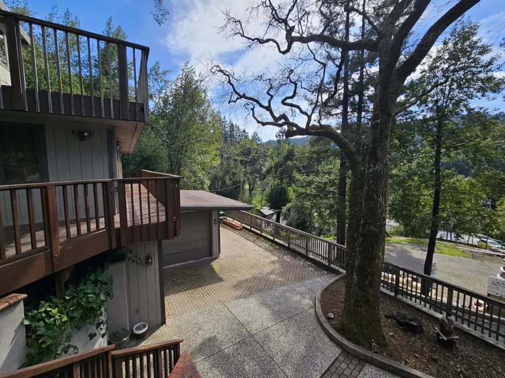 21386 Sunnyside Road Los Gatos, CA 95033