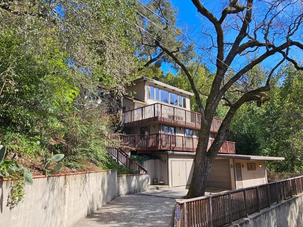 21386 Sunnyside Road Los Gatos, CA 95033