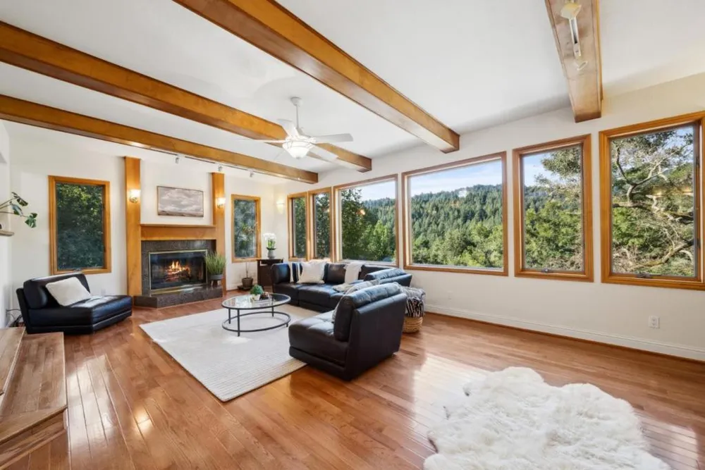 21386 Sunnyside Road Los Gatos, CA 95033