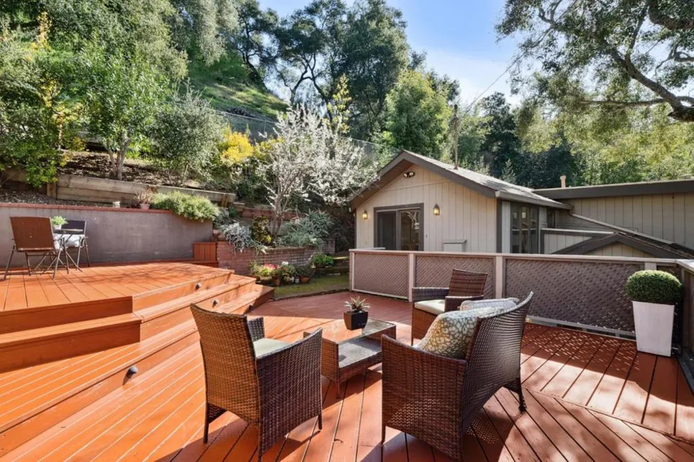 21386 Sunnyside Road Los Gatos, CA 95033