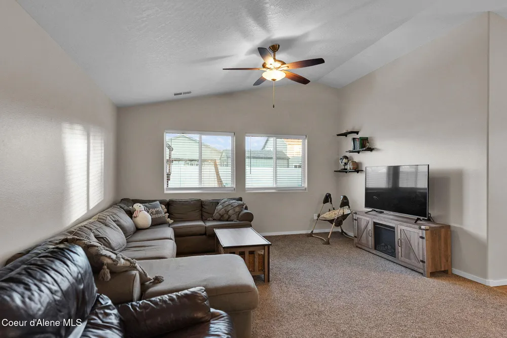 333 E Penrose Avenue Post Falls, ID 83854