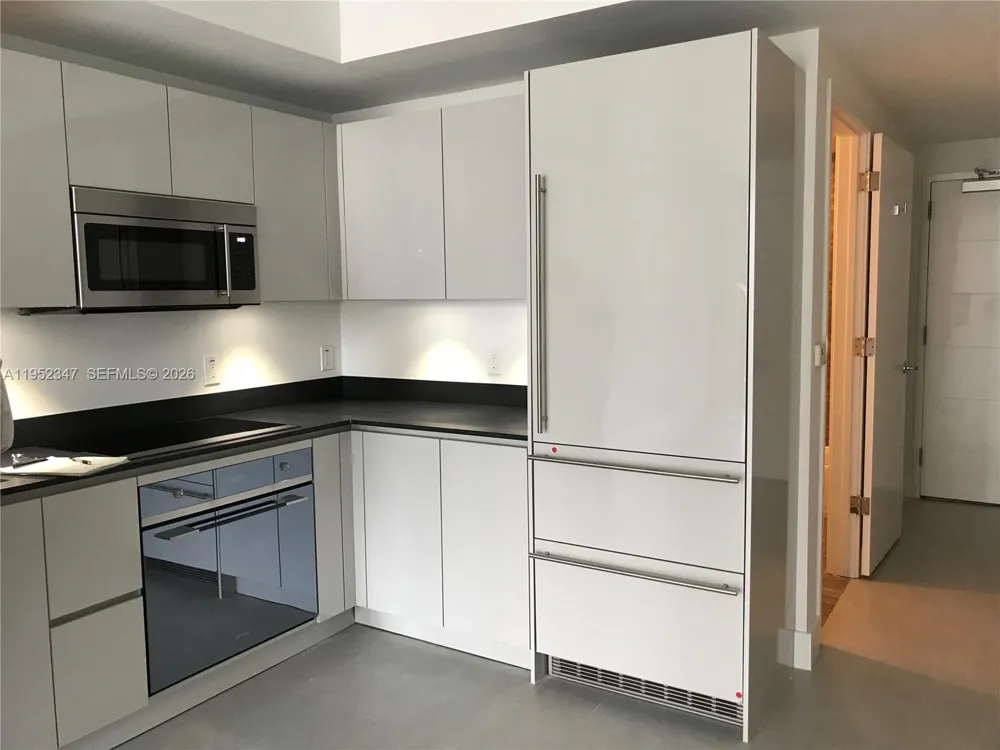 1010 BRICKELL AVE #2110