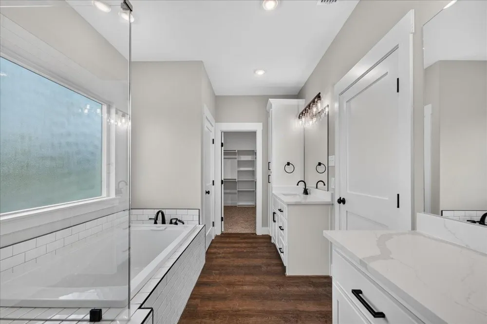 10 Vz Cr 3717 Edgewood, TX 75117