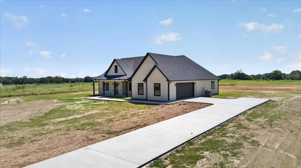 10 Vz Cr 3717 Edgewood, TX 75117