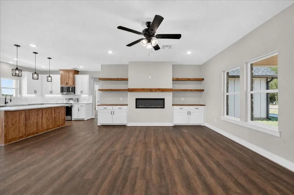 10 Vz Cr 3717 Edgewood, TX 75117