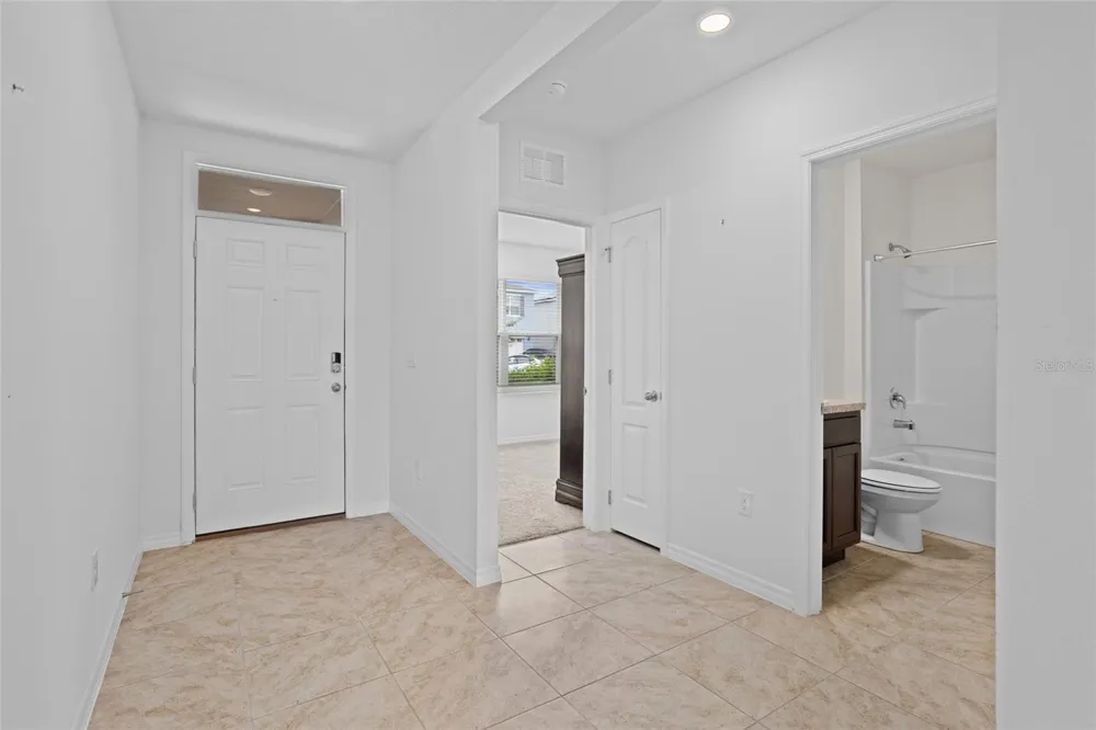 2143 KALIN WAY Tavares, FL 32778