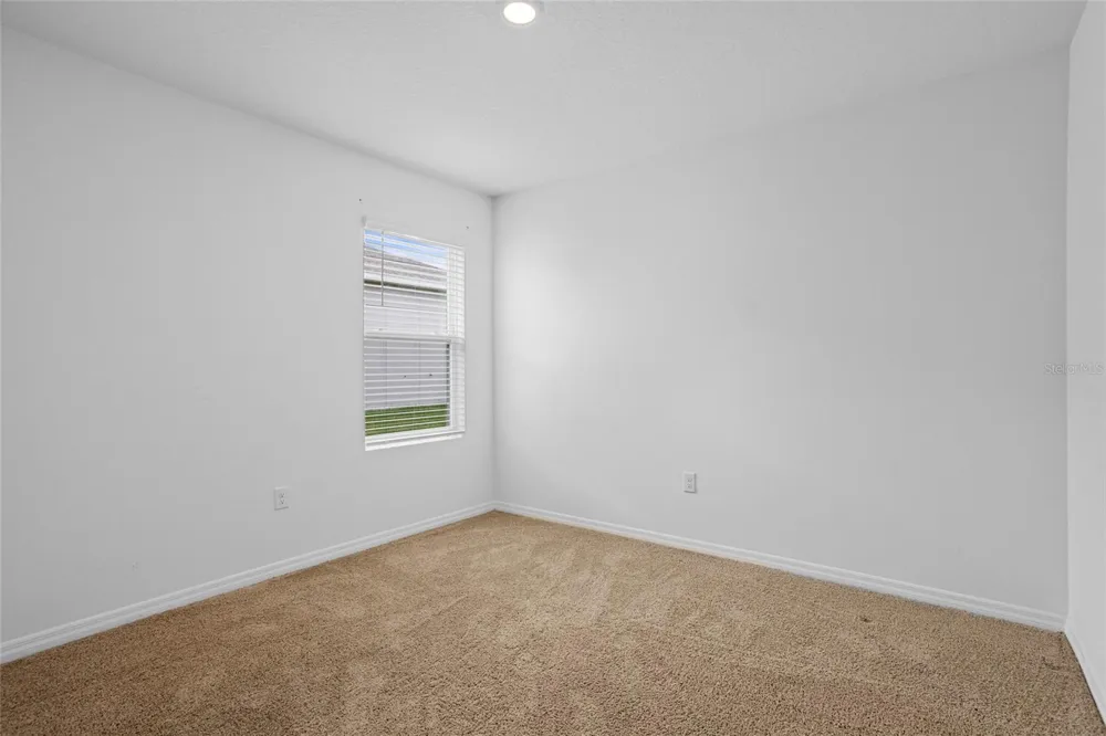 2143 KALIN WAY Tavares, FL 32778