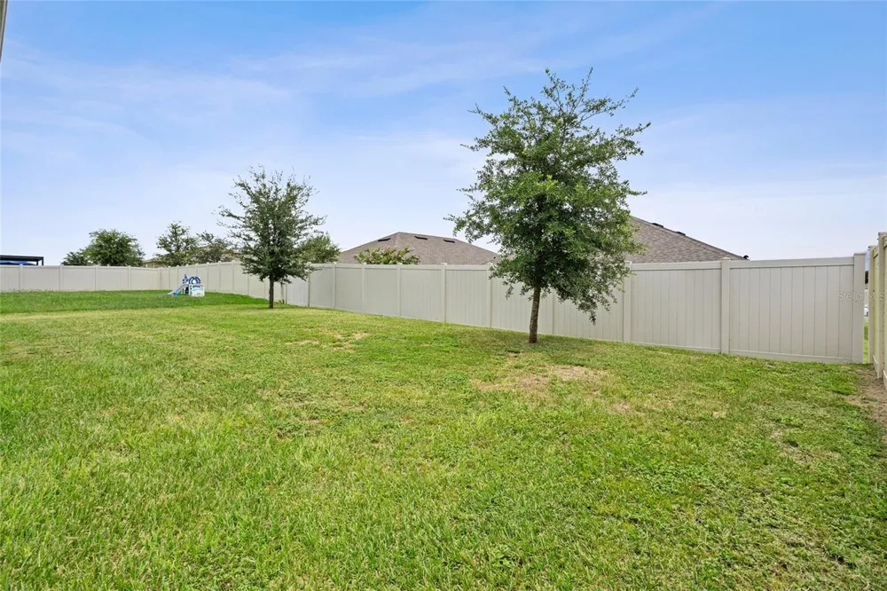 2143 KALIN WAY Tavares, FL 32778