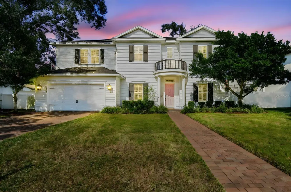 4105 W CORONA STREET