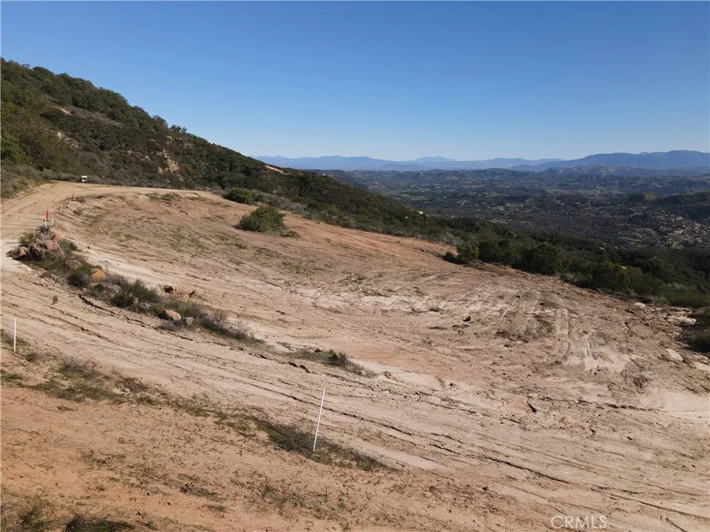 La Cuesta Murrieta, CA 92562