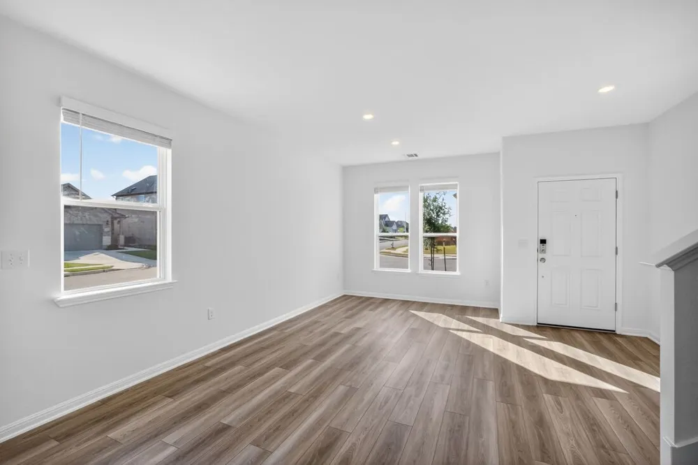 5921 Jennifer Pasture Path Del Valle, TX 78617