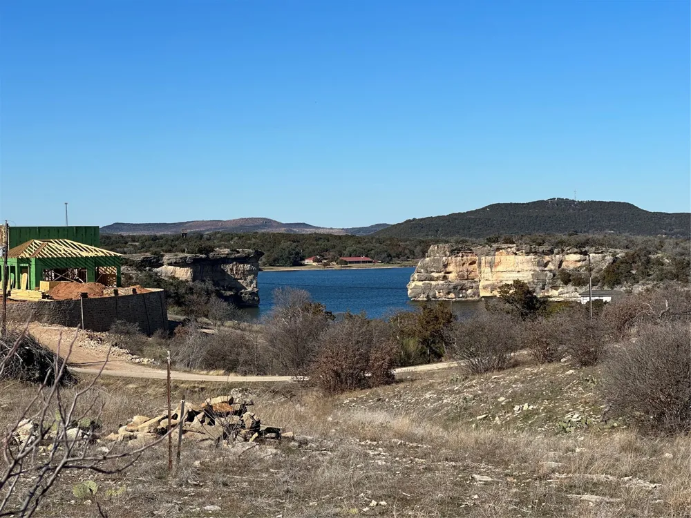 7080 W Hells Gate Drive Strawn, TX 76475