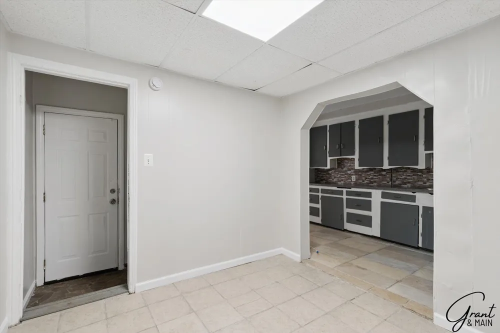 4082 Hereford Street Detroit, MI 48224