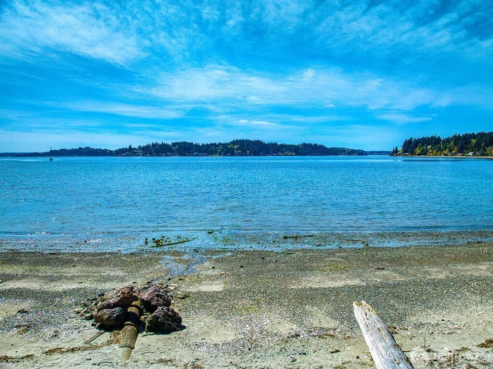 4552 Point White Drive NE #A&B Bainbridge Island, WA 98110