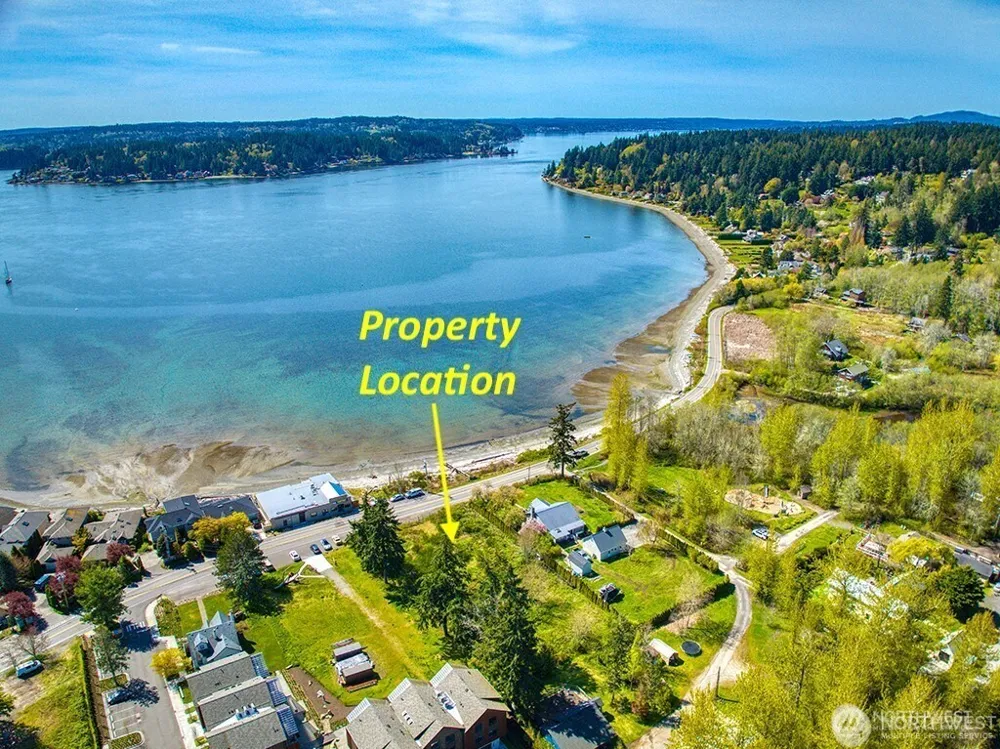 4552 Point White Drive NE #A&B Bainbridge Island, WA 98110