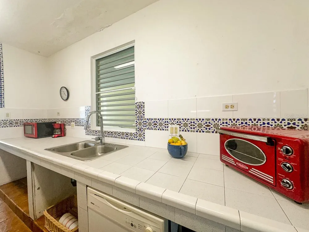 272 BUENA VISTA Vieques, PR 00765