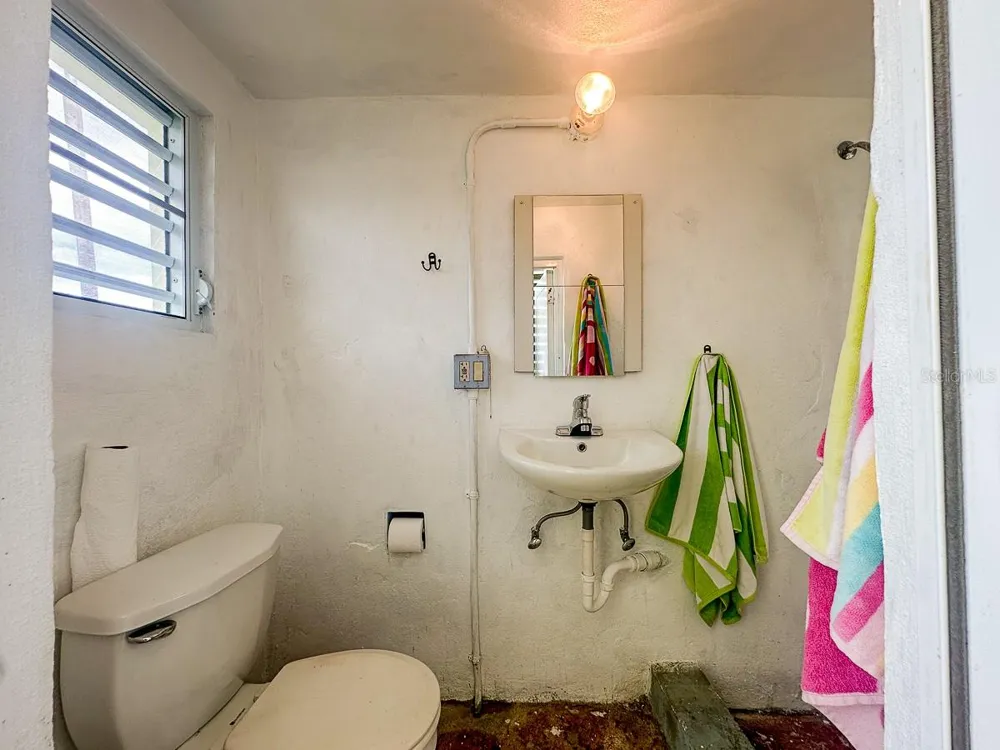272 BUENA VISTA Vieques, PR 00765