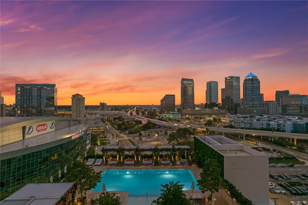 1000 WATER STREET #1201