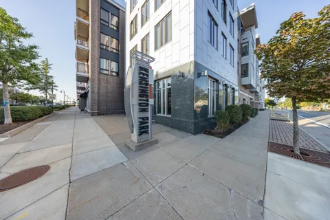 7600 Lyndale Avenue S #108