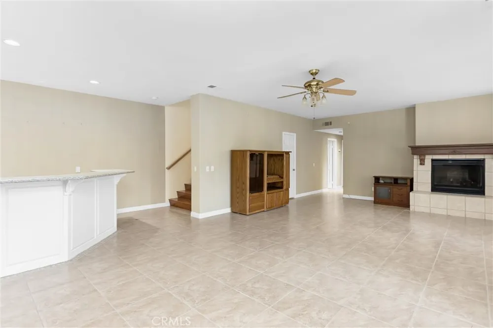 13776 Meadow View Yucaipa, CA 92399