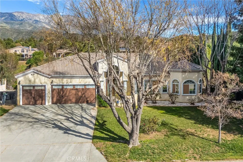 13776 Meadow View Yucaipa, CA 92399