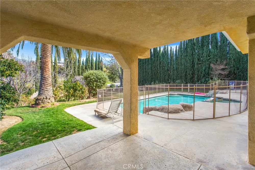 13776 Meadow View Yucaipa, CA 92399
