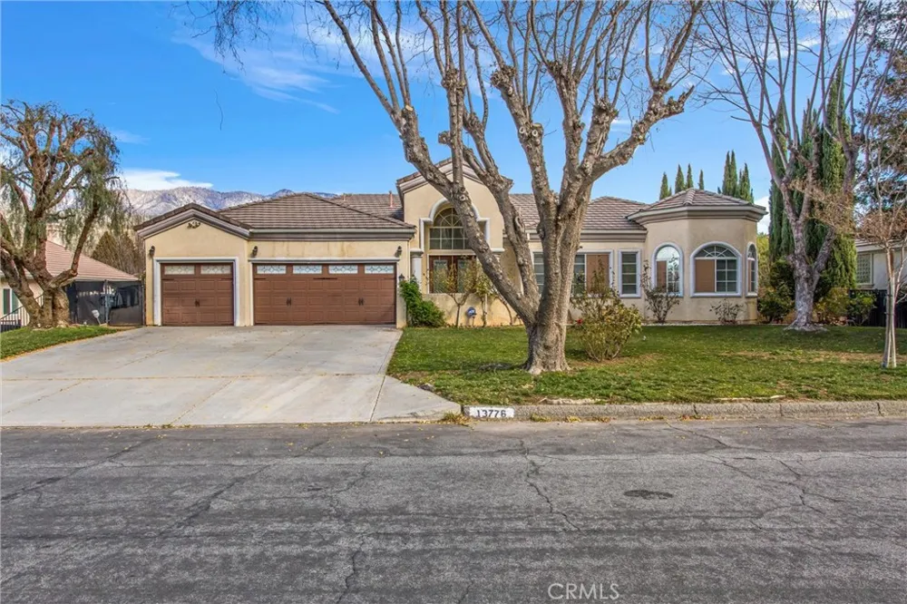 13776 Meadow View Yucaipa, CA 92399