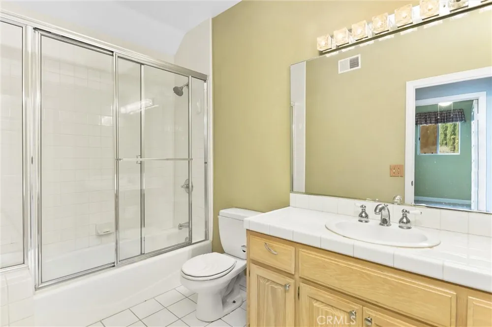 13776 Meadow View Yucaipa, CA 92399