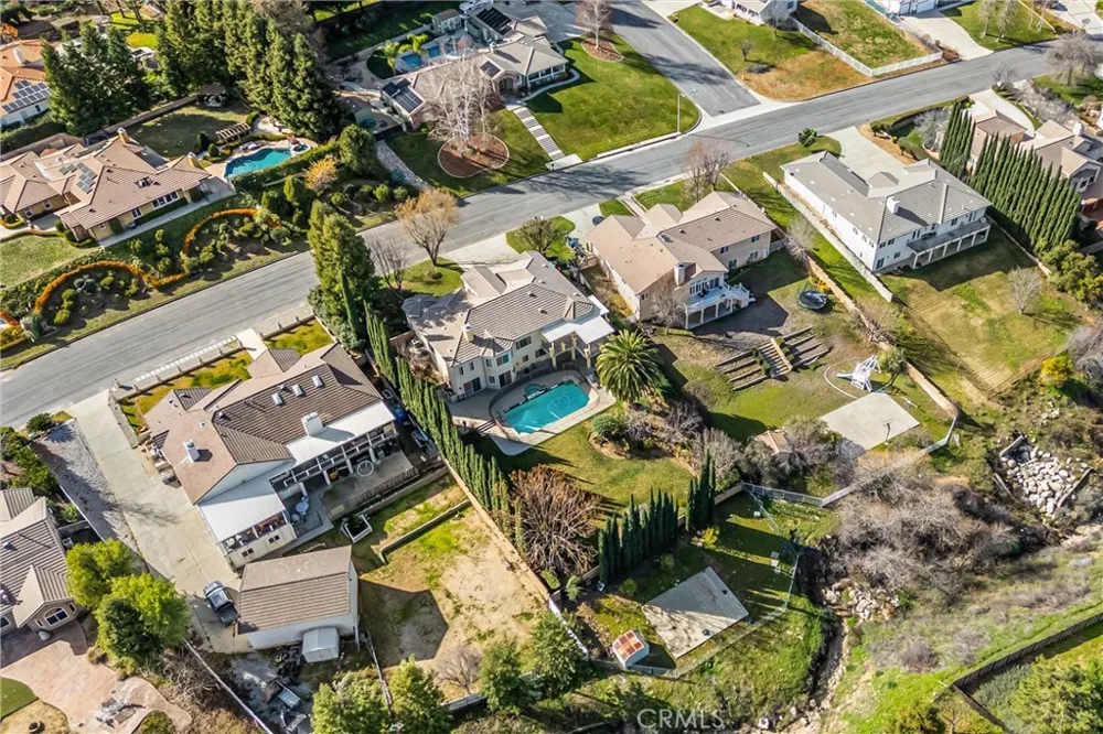 13776 Meadow View Yucaipa, CA 92399