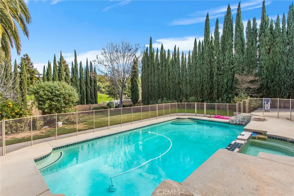 13776 Meadow View Yucaipa, CA 92399