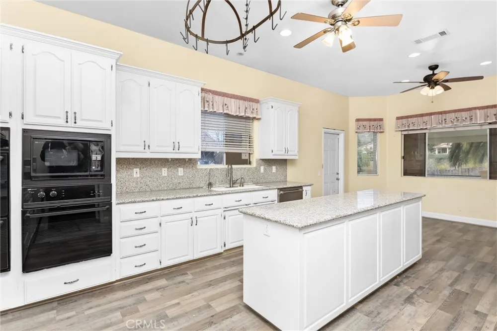 13776 Meadow View Yucaipa, CA 92399