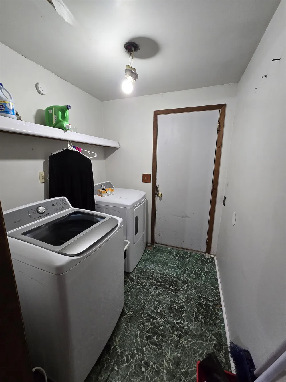 6439 Tecumseh Avenue Oscoda Charter Township, MI 48750