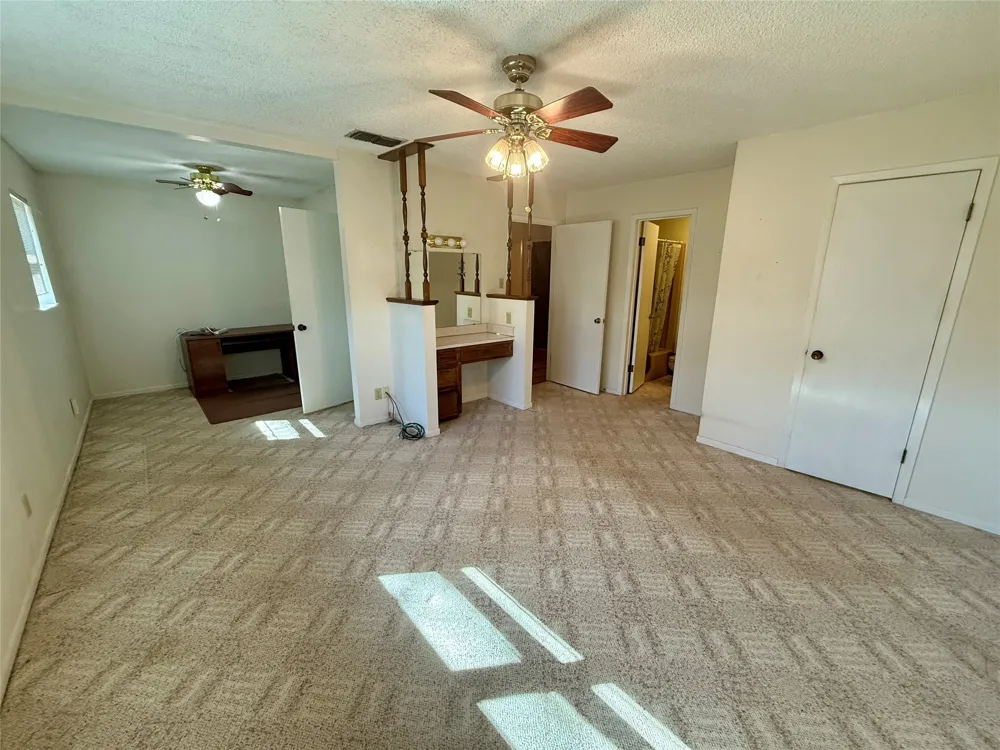 1401 W Hill Lane Coleman, TX 76834