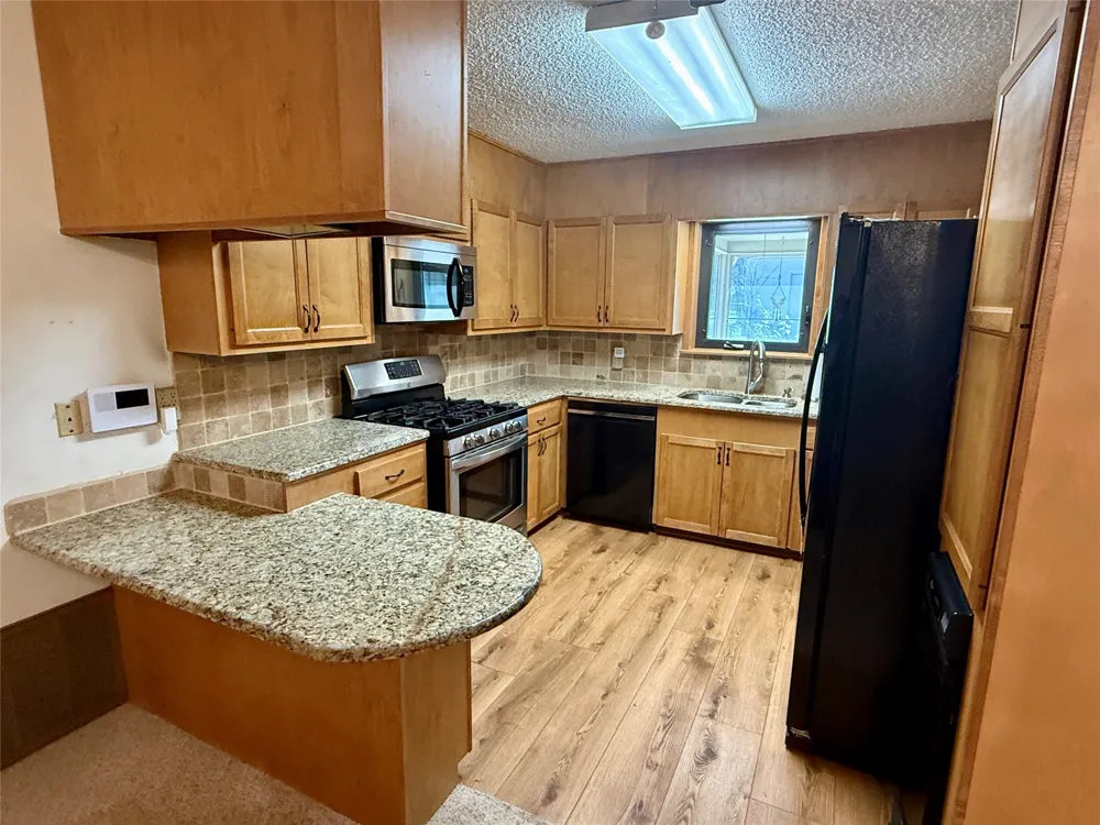 1401 W Hill Lane Coleman, TX 76834